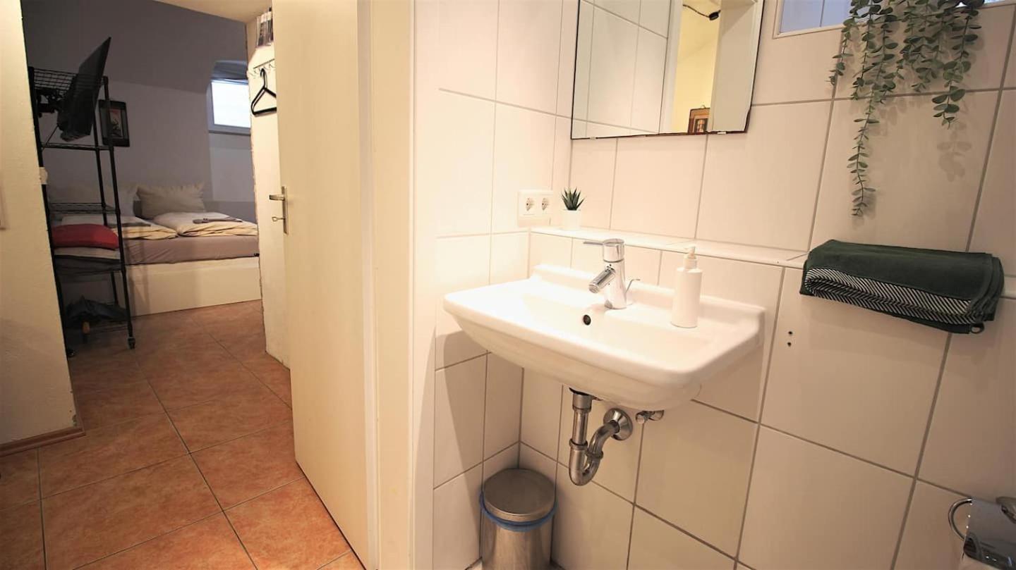 Fully Equipped Apartment Near Main Station Wurtzburgo Exterior foto